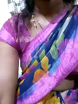 Snapshot of TeluguammayiMahi chatting on 02-18-25, 06:26 TeluguammayiMahi online show from 02-18-25, 06:26