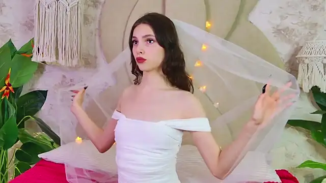 Snapshot of GIGI_DAV chatting on 02-14-25, 08:42 GIGI DAV online show from 02-14-25, 08:42