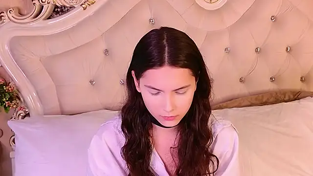 Snapshot of GIGI_DAV chatting on 10-22-25, 08:52 GIGI DAV online show from 10-22-25, 08:52