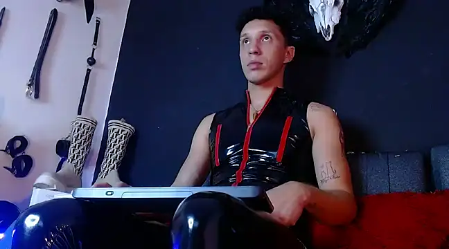 AngeloColleen online show from 02-11-25, 08:31