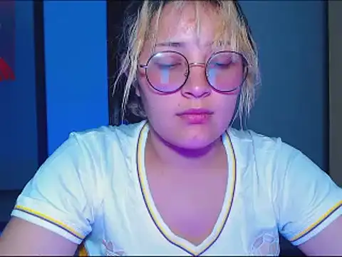 Hinako0Satorii  online show from 03-22-25, 02:05