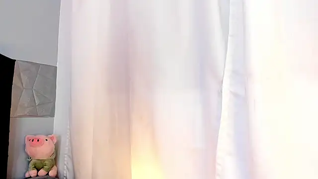 Alice evans lov online show from 03-18-25, 07:52