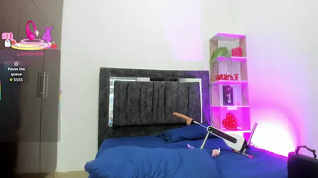 Nicol TransGirl online show from 04-09-26, 04:56