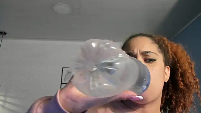 ninna curly online show from 06-26-26, 03:22