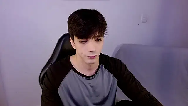H3ll B0I online show from 06-22-26, 07:05