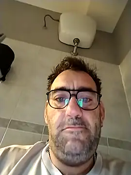 Snapshot of Hardasanut chatting on 10-09-25, 05:16 Hardasanut online show from 10-09-25, 05:16