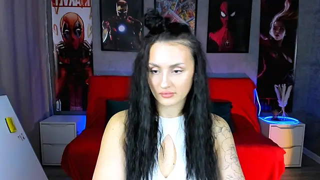 Snapshot of EmiliaBeynard chatting on 02-05-25, 02:05 EmiliaBeynard online show from 02-05-25, 02:05