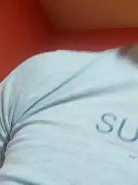 Snapshot of Milankure111 chatting on 01-31-25, 10:10 Milankure111 online show from 01-31-25, 10:10