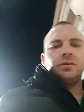 Snapshot of Milankure111 chatting on 02-17-25, 11:09 Milankure111 online show from 02-17-25, 11:09