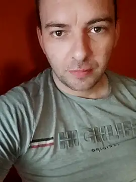 Snapshot of Milankure111 chatting on 03-05-25, 05:40 Milankure111 online show from 03-05-25, 05:40