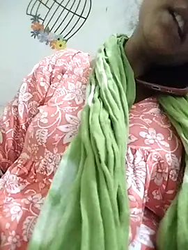 SEXY-SUNITA online show from 10-24-25, 12:45