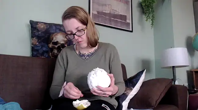 Astrid-Gilbert online show from 02-25-25, 11:19