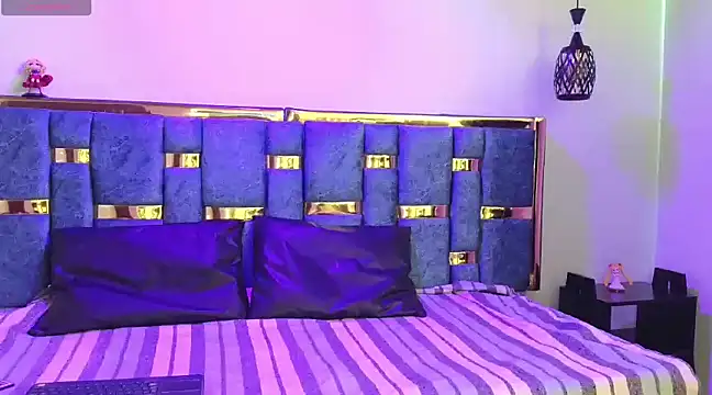 Snapshot of emily_fox_3 chatting on 02-08-25, 01:01 emily fox 3 online show from 02-08-25, 01:01