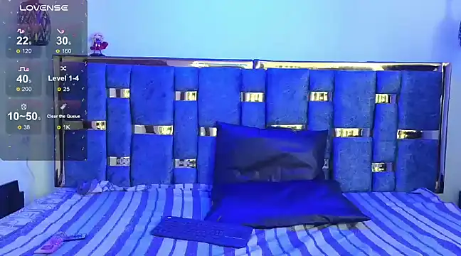 Snapshot of emily_fox_3 chatting on 02-08-25, 07:16 emily fox 3 online show from 02-08-25, 07:16