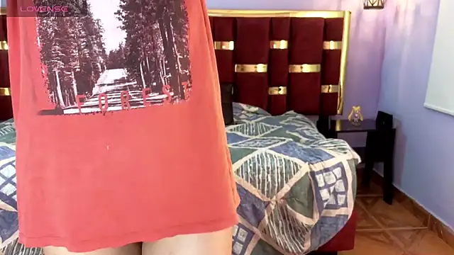 Snapshot of emily_fox_3 chatting on 02-13-25, 11:39 emily fox 3 online show from 02-13-25, 11:39