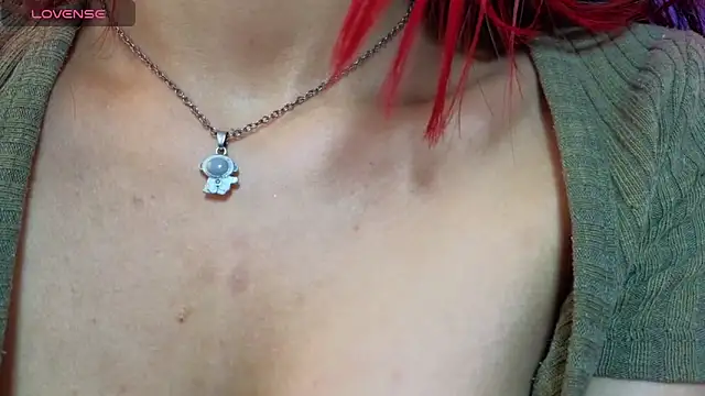 Snapshot of emily_fox_3 chatting on 03-15-25, 03:27 emily fox 3 online show from 03-15-25, 03:27