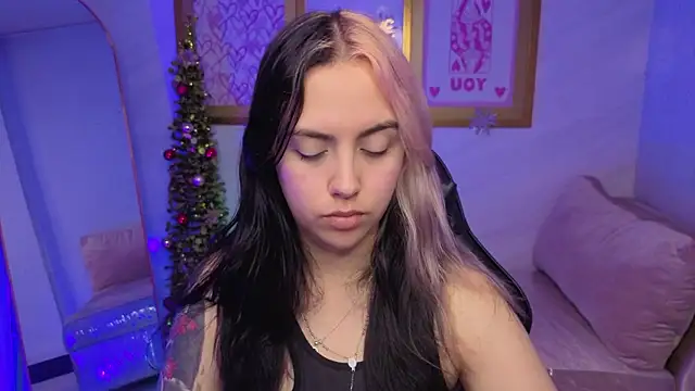 Hela v online show from 01-07-26, 08:11