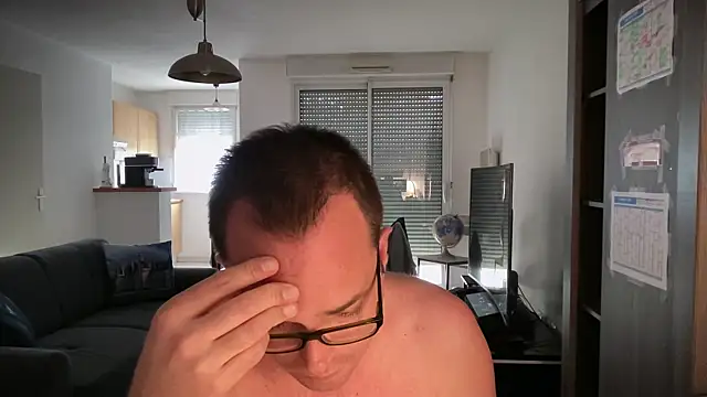 Funnyjul31 online show from 10-25-25, 02:02