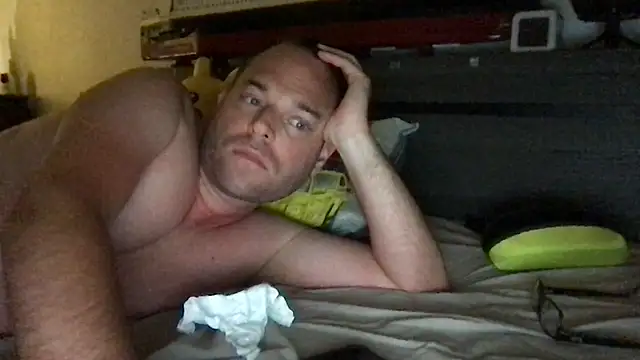 Snapshot of Funnyjul31 chatting on 05-22-26, 08:47 Funnyjul31 online show from 05-22-26, 08:47