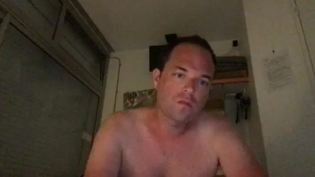 Snapshot of Funnyjul31 chatting on 06-04-26, 09:54 Funnyjul31 online show from 06-04-26, 09:54