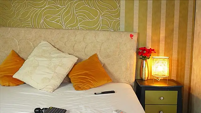 MillaBlis online show from 03-15-26, 06:58