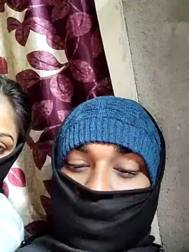 Snapshot of birds0641 chatting on 02-09-25, 07:30 birds0641 online show from 02-09-25, 07:30