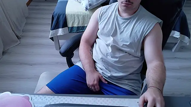 Snapshot of alexx0904 chatting on 09-22-25, 11:12 alexx0904 online show from 09-22-25, 11:12