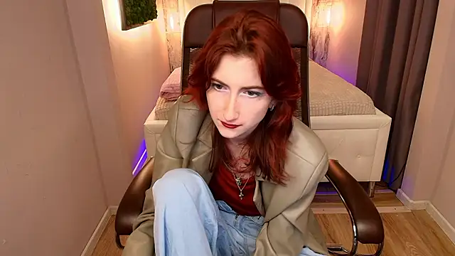 Snapshot of Violet_Moreau chatting on 03-07-26, 08:39 Violet Moreau online show from 03-07-26, 08:39