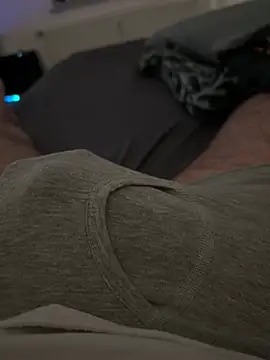 Snapshot of Mo_2003 chatting on 01-29-25, 07:11 Mo 2003 online show from 01-29-25, 07:11