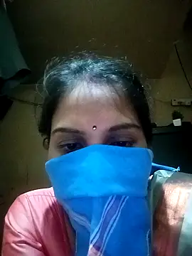 Snapshot of Tamil_roja17 chatting on 01-28-25, 12:43 Tamil roja17 online show from 01-28-25, 12:43