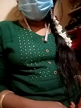 Snapshot of Tamil_roja17 chatting on 02-15-25, 07:39 Tamil roja17 online show from 02-15-25, 07:39