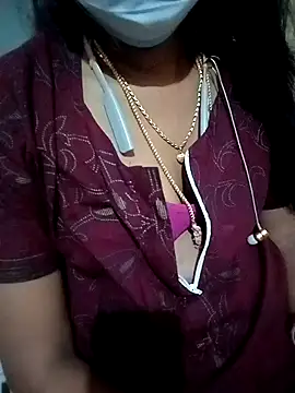 Snapshot of Tamil_roja17 chatting on 02-23-25, 10:06 Tamil roja17 online show from 02-23-25, 10:06