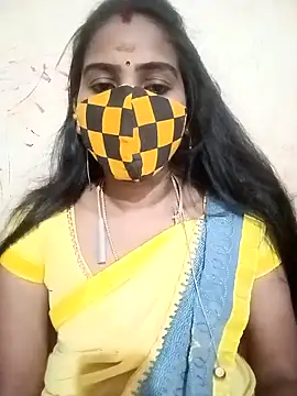 Snapshot of Tamil_roja17 chatting on 02-27-25, 06:07 Tamil roja17 online show from 02-27-25, 06:07
