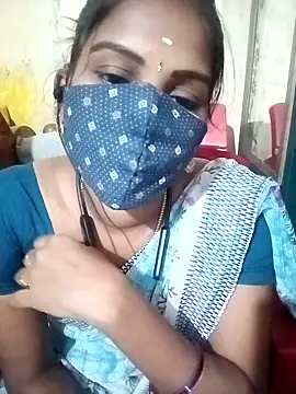 Snapshot of Tamil_roja17 chatting on 09-11-25, 06:35 Tamil roja17 online show from 09-11-25, 06:35