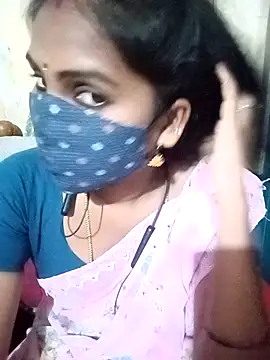 Snapshot of Tamil_roja17 chatting on 09-19-25, 10:38 Tamil roja17 online show from 09-19-25, 10:38