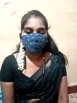 Snapshot of Tamil_roja17 chatting on 10-08-25, 06:16 Tamil roja17 online show from 10-08-25, 06:16