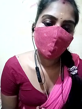 Snapshot of Tamil_roja17 chatting on 10-18-25, 06:52 Tamil roja17 online show from 10-18-25, 06:52