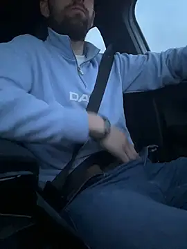 Snapshot of bullyboyy chatting on 02-25-25, 06:14 bullyboyy online show from 02-25-25, 06:14