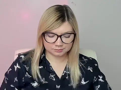 Lola moree online show from 10-12-25, 12:26