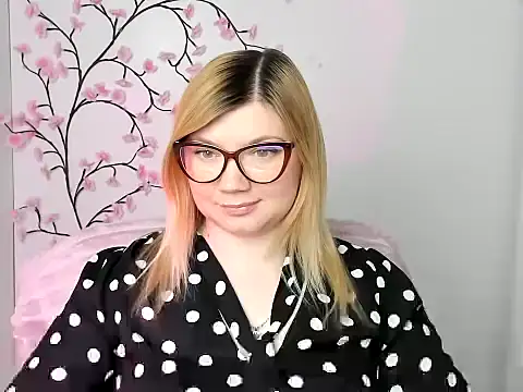 Lola moree online show from 03-31-26, 11:54