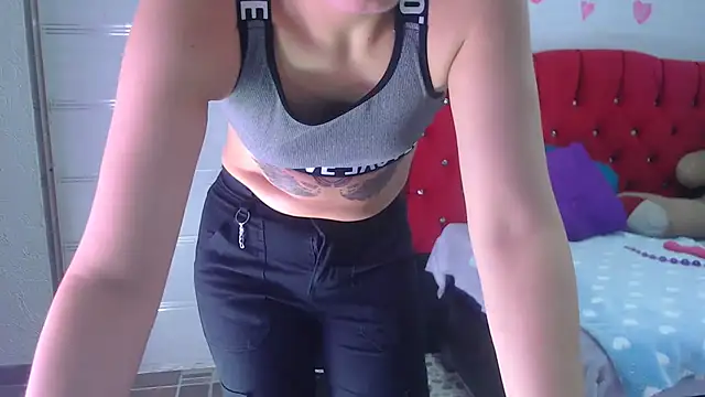 Ariasmithog online show from 11-06-25, 01:12