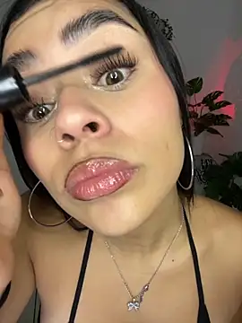 meli ortiz  online show from 11-06-25, 03:24