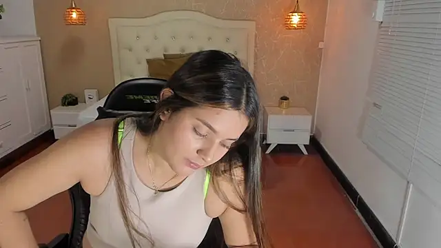 Snapshot of Hadley_ chatting on 02-28-26, 03:40 Hadley online show from 02-28-26, 03:40