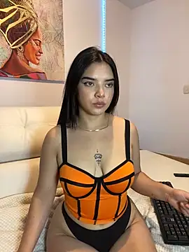 Snapshot of eileensophi chatting on 03-05-25, 02:36 eileensophi online show from 03-05-25, 02:36