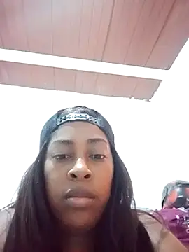 Snapshot of Almasexi chatting on 02-05-25, 04:59 Almasexi online show from 02-05-25, 04:59