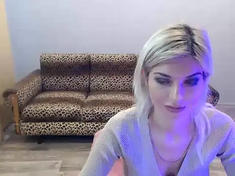 SexyBeatriice online show from 11-28-25, 07:33