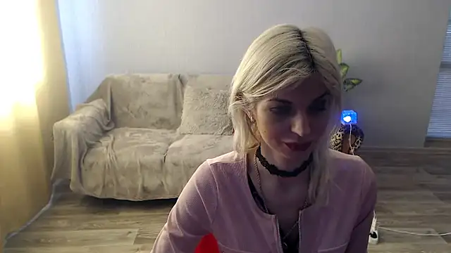 SexyBeatriice online show from 04-05-26, 06:21