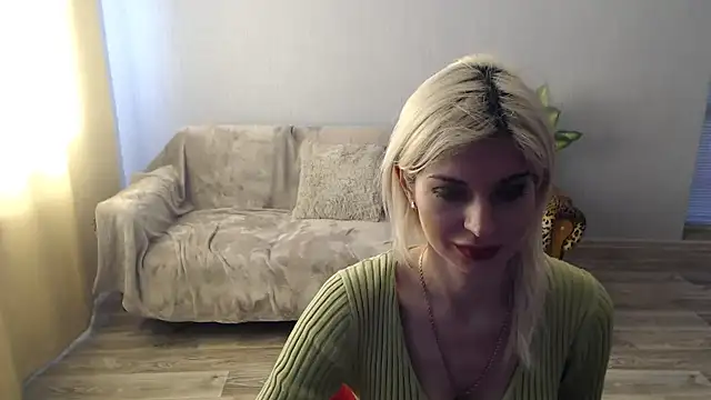 SexyBeatriice online show from 04-13-26, 06:30