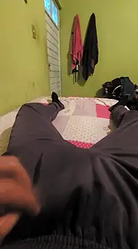 Snapshot of Etwin_vaz chatting on 03-01-25, 02:59 Etwin vaz online show from 03-01-25, 02:59