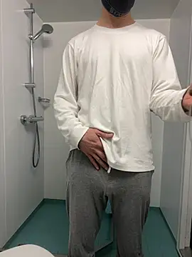 Snapshot of redslave chatting on 02-09-26, 12:53 redslave online show from 02-09-26, 12:53